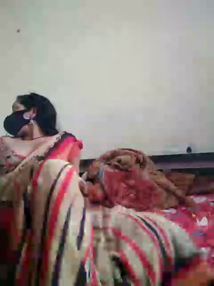 DesiRiya77