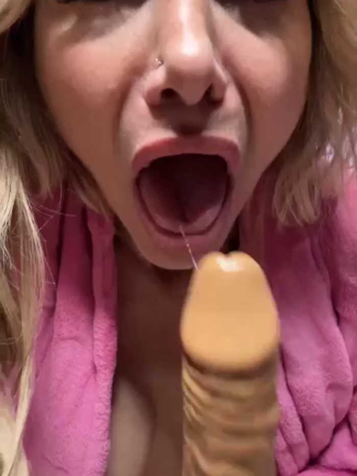 MessyNastyQueen