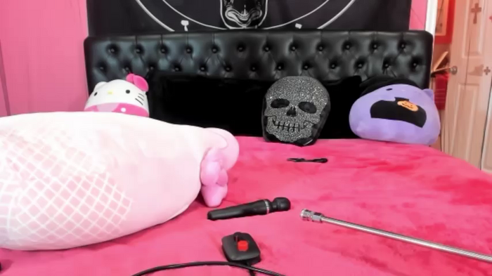EVILYN