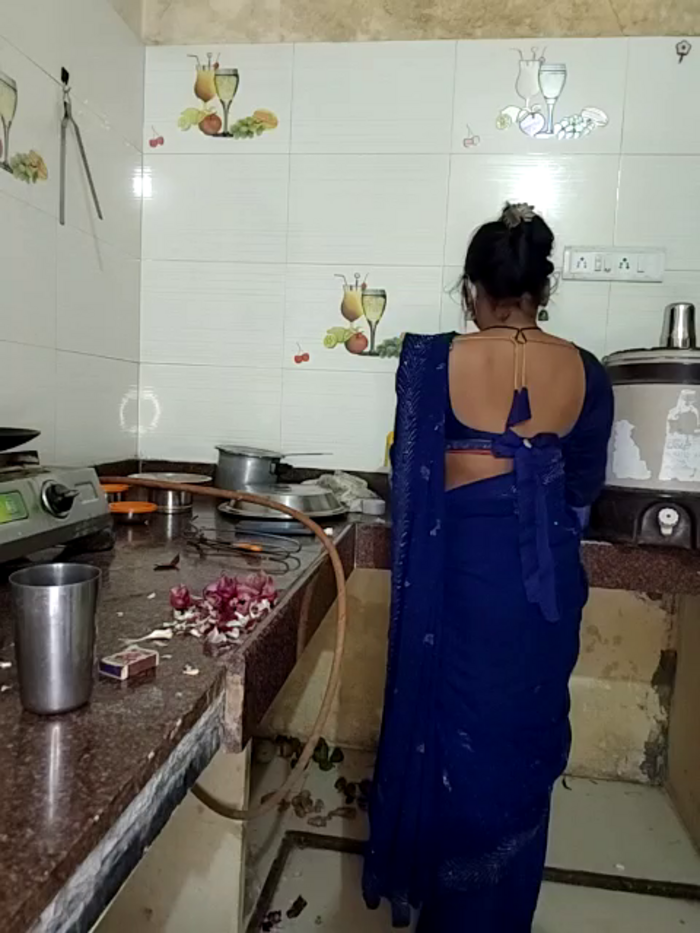 DesiRiya77