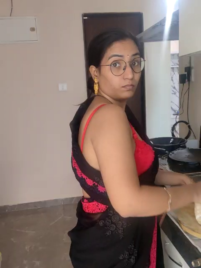 SexyIndianCouple
