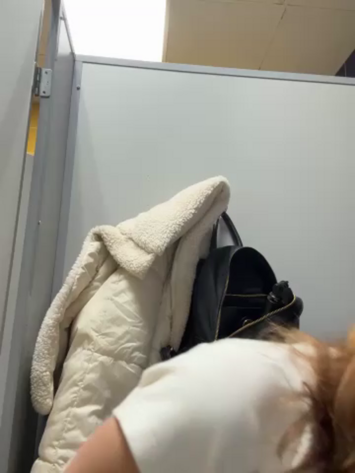-AngelAri-