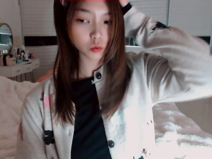 -Lucky_Girl
