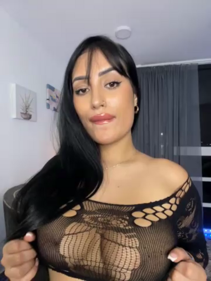 HELLEN_SANTOS