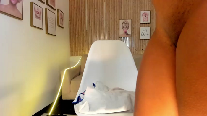 Kimm_khalifa