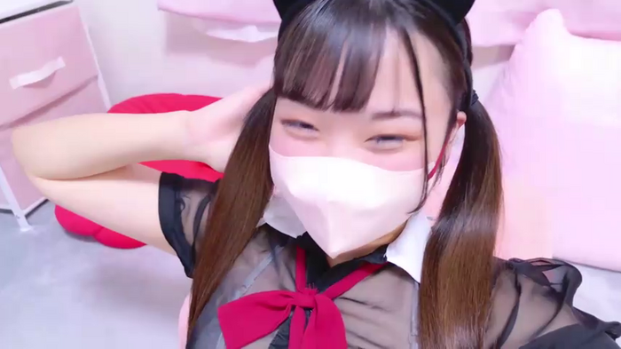 MAIKA_pyon