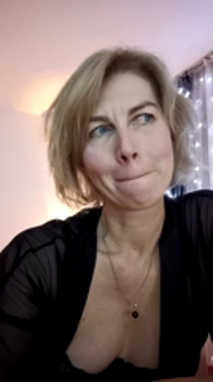 stellahere8