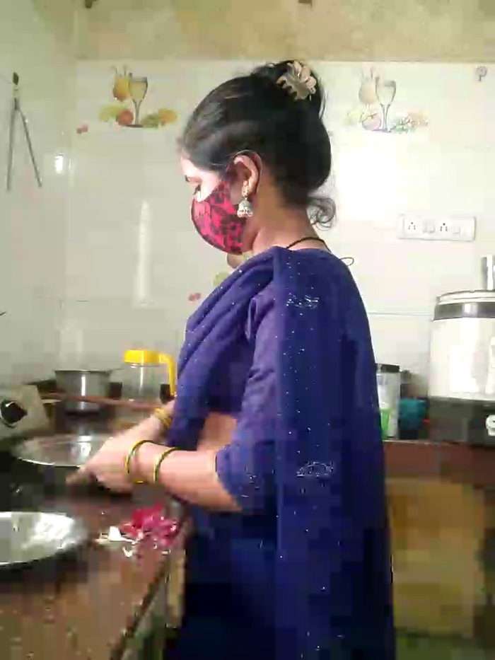 DesiRiya77
