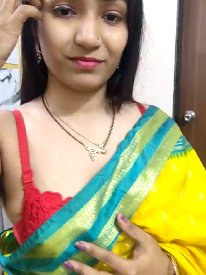 SexyIndianCouple