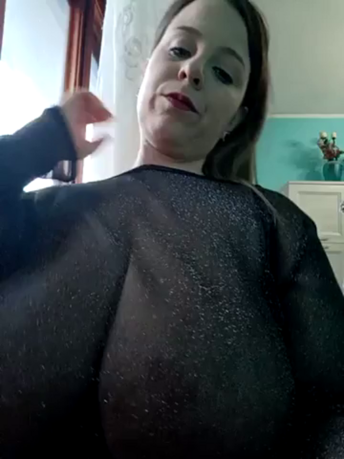 Emma96_hot
