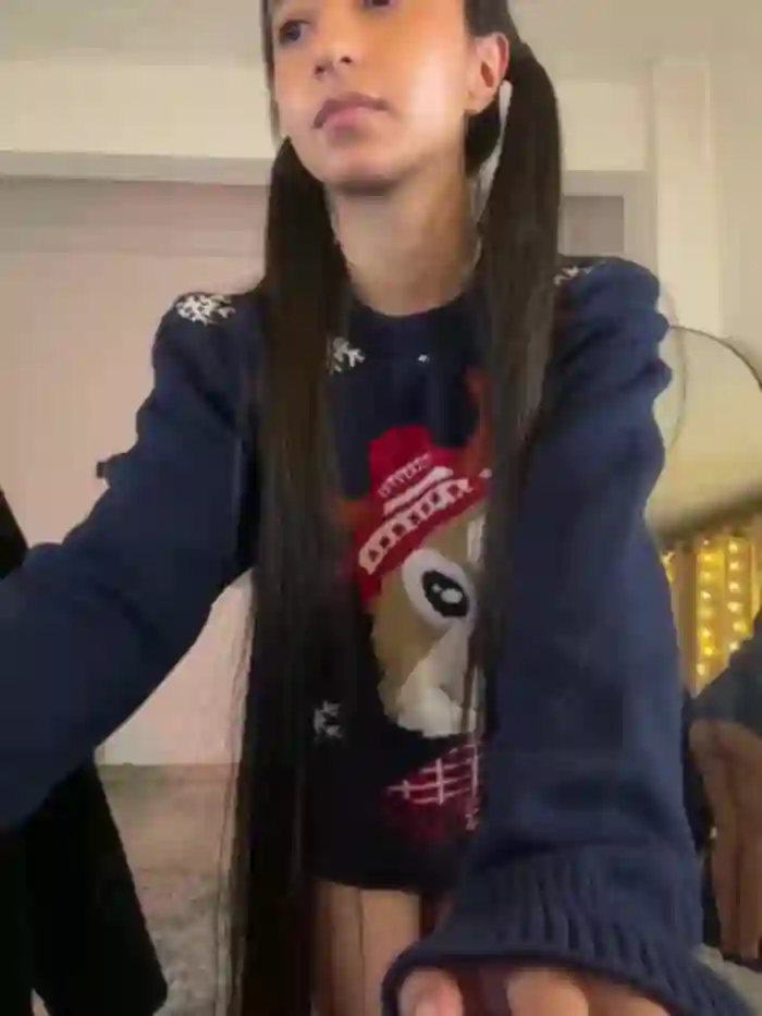 2024/12/16/stripchat-aly_golden_-11-31-27