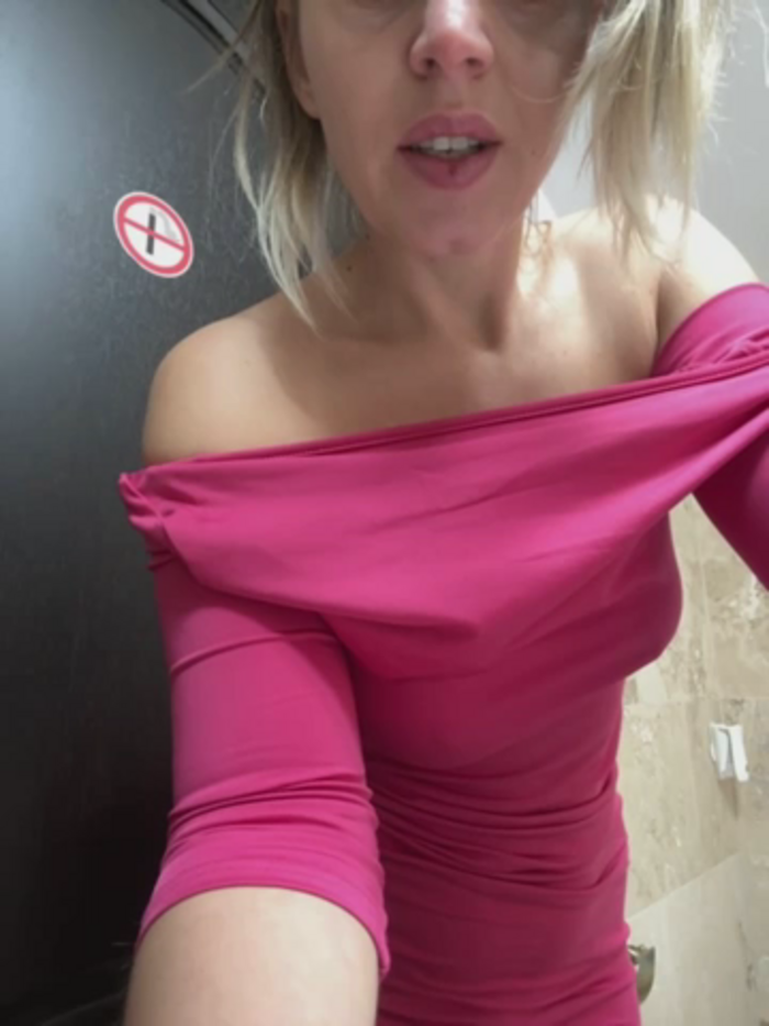 ladywithbigass