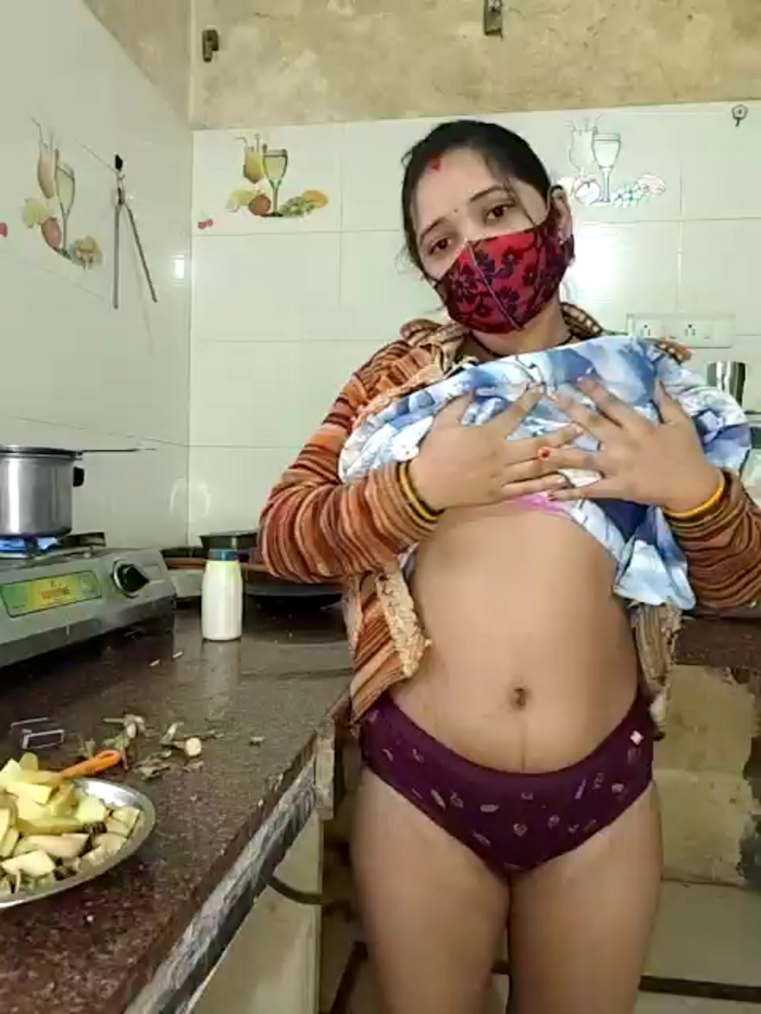 DesiRiya77