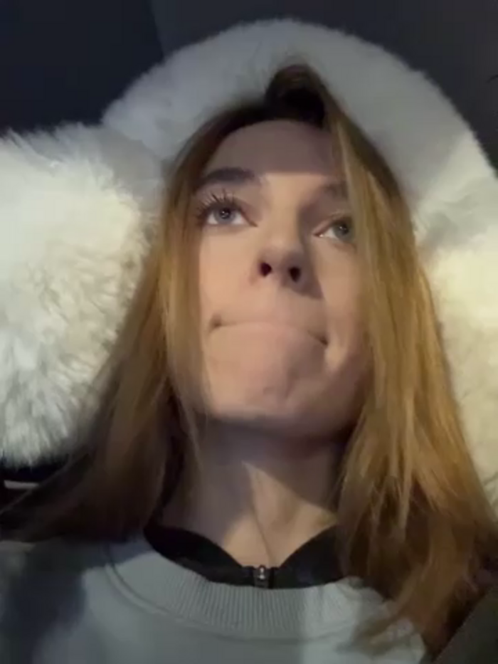 -AngelAri-