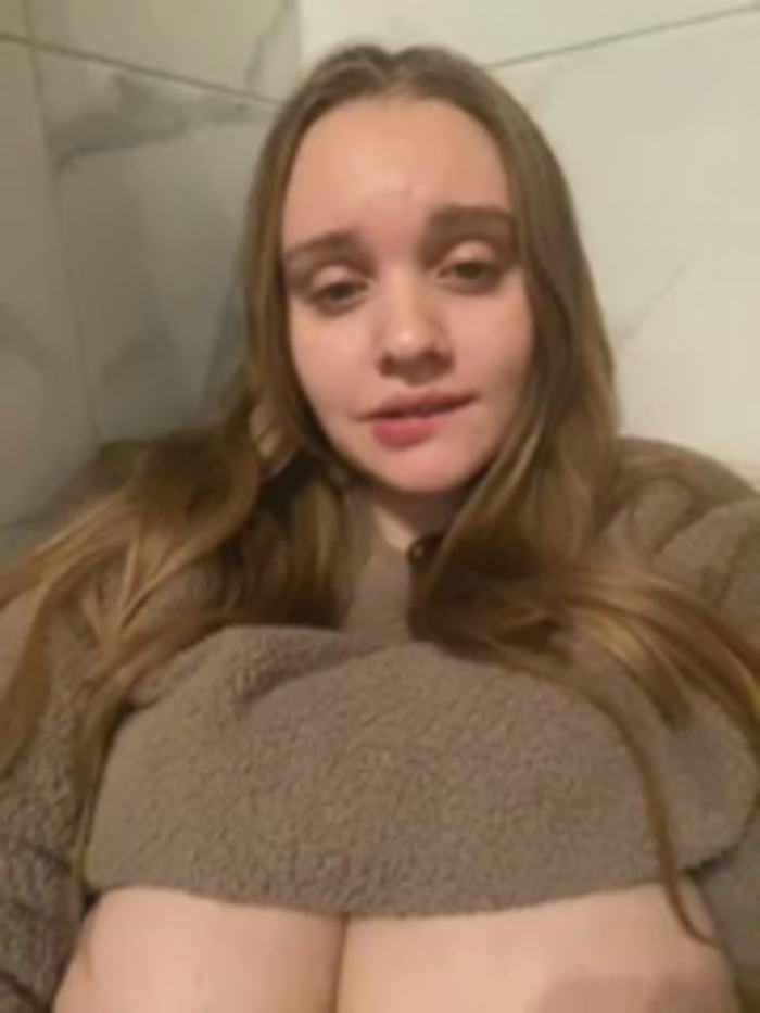 AnnitaJune