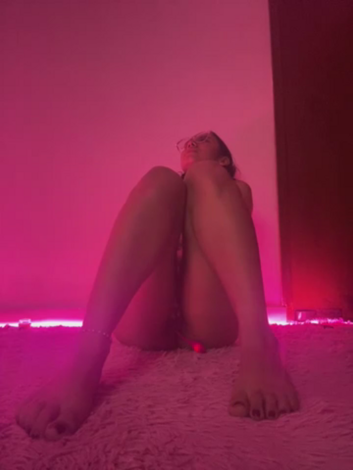 Kay_LustyWife