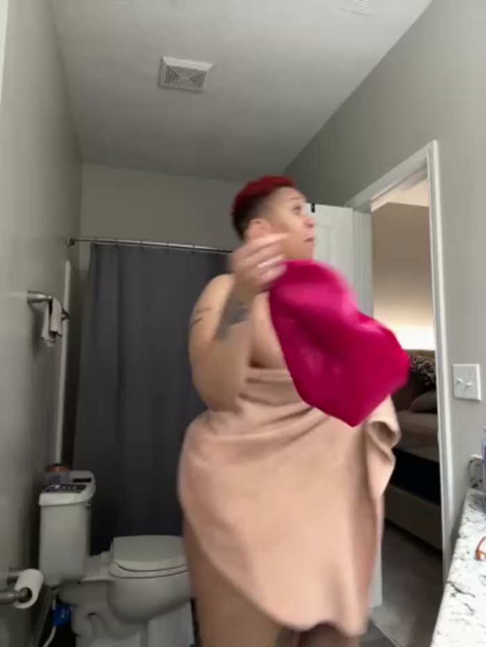 SexyHoneyRedd