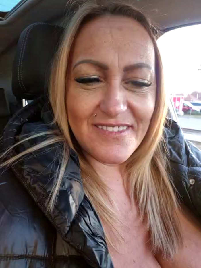 Isabellaa04