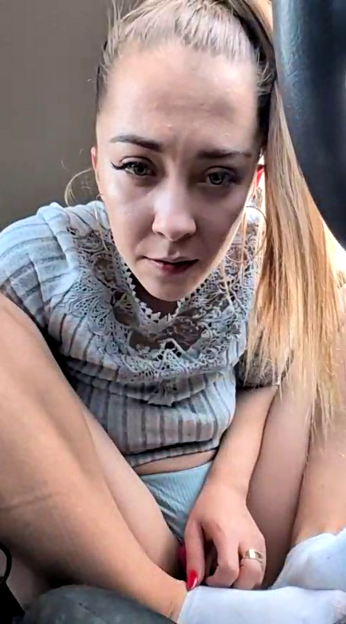 Risky_girl23