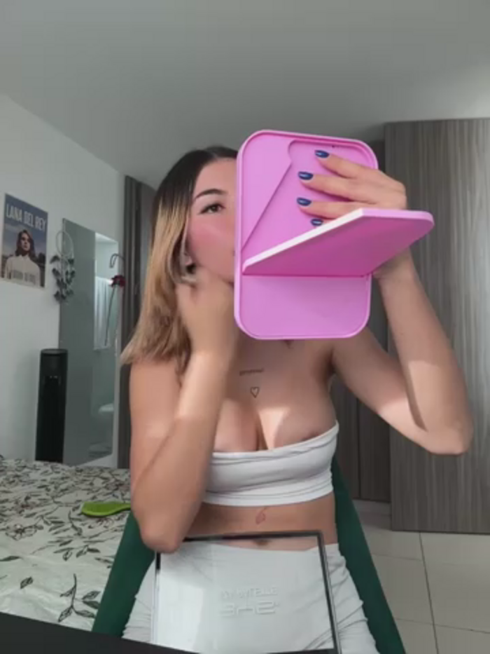 Your_Honeey