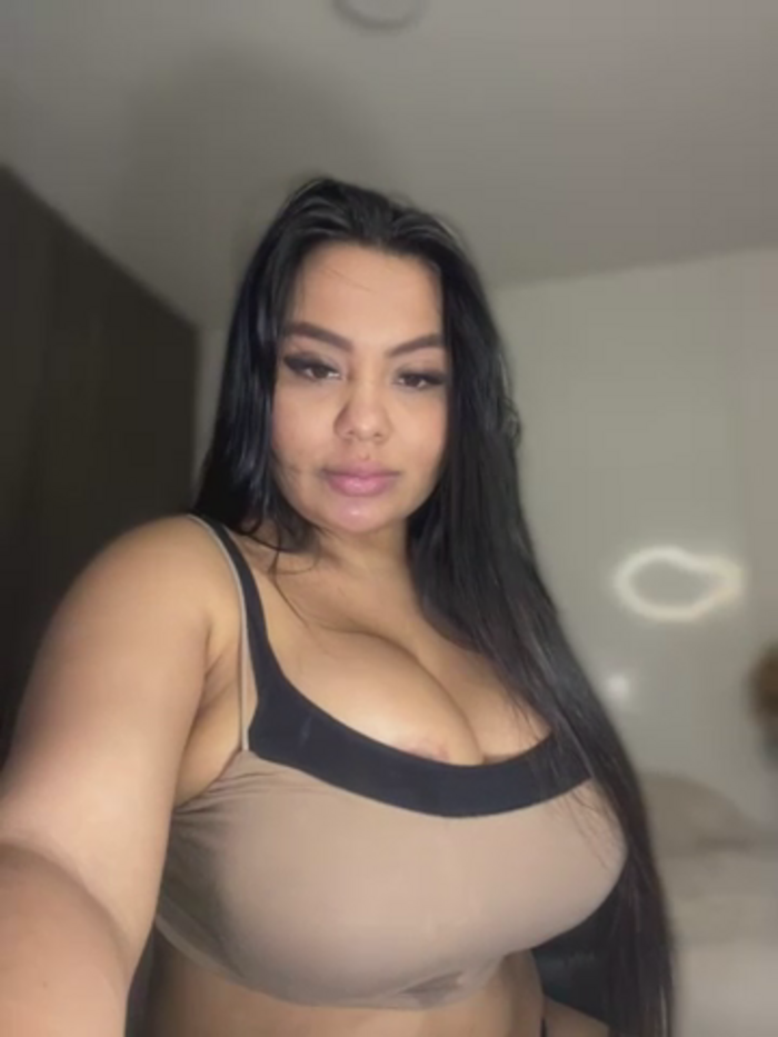 valeria2019hot