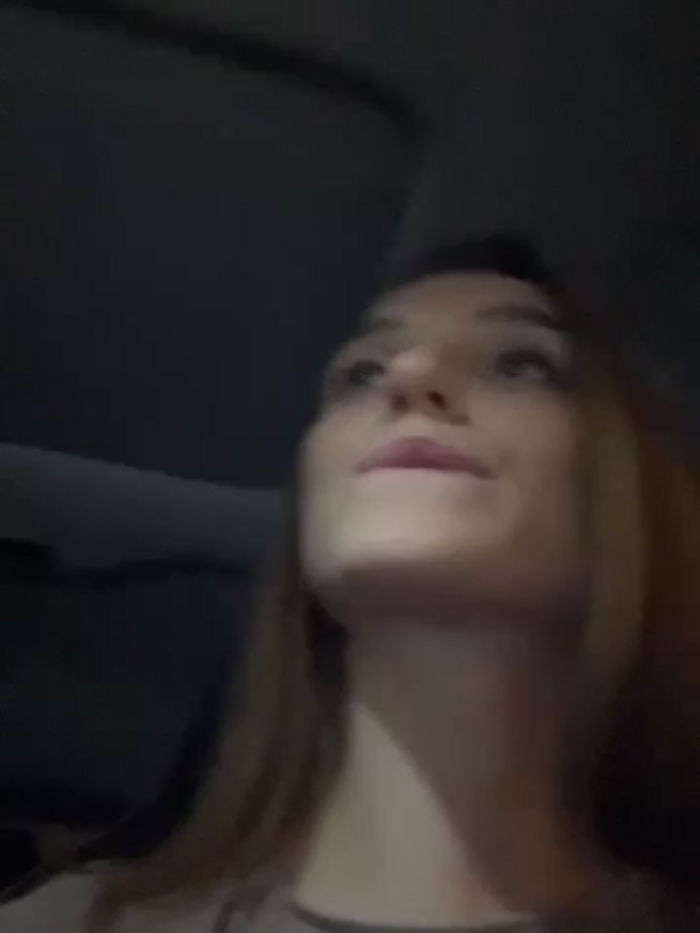 -AngelAri-