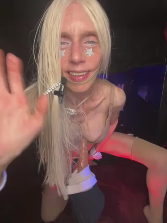 1NikiVegas