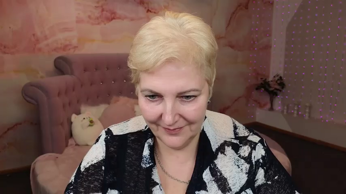 Sandra_Snow