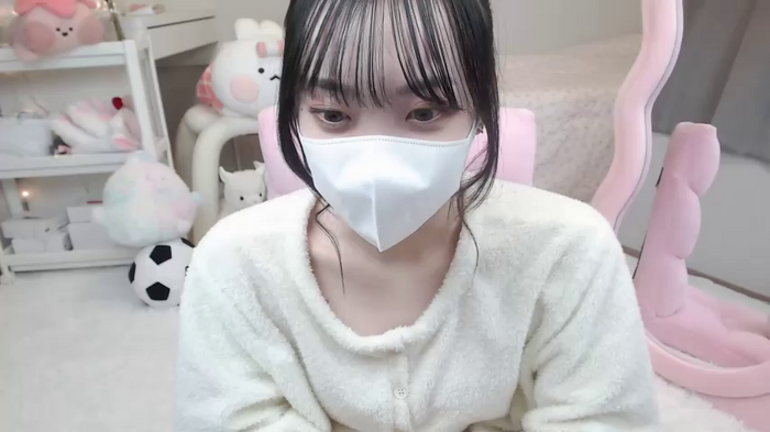 momo_room