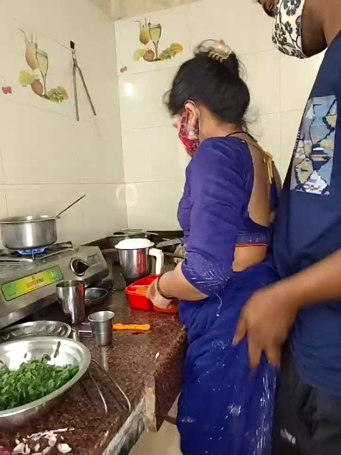DesiRiya77