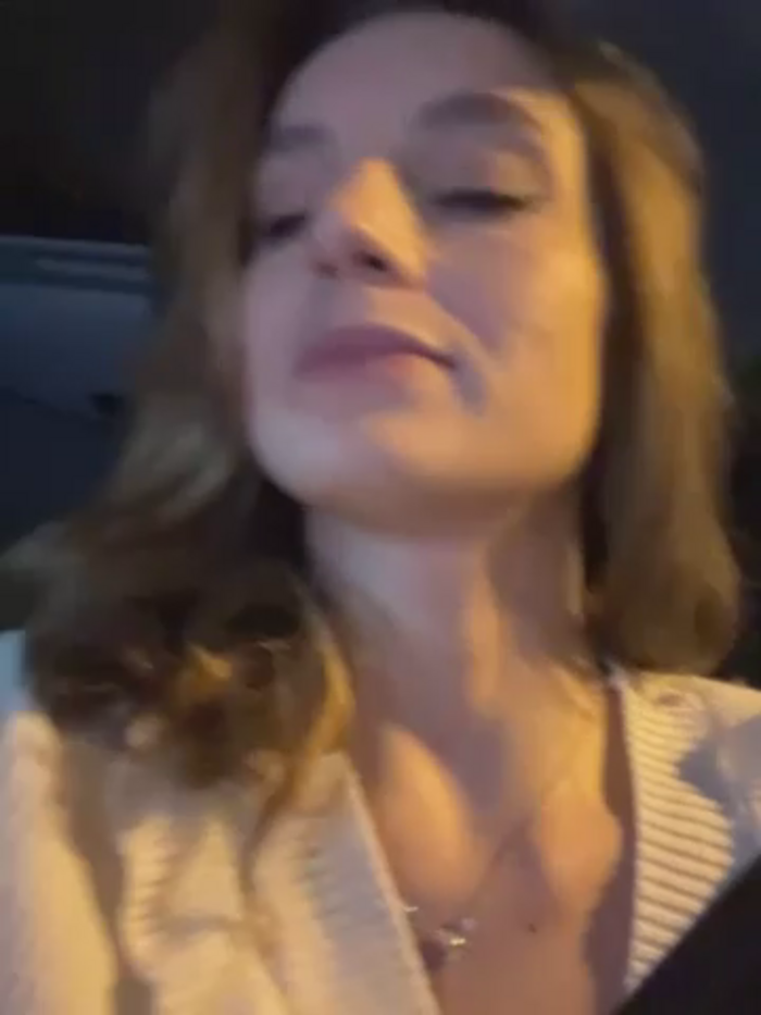 -AngelAri-