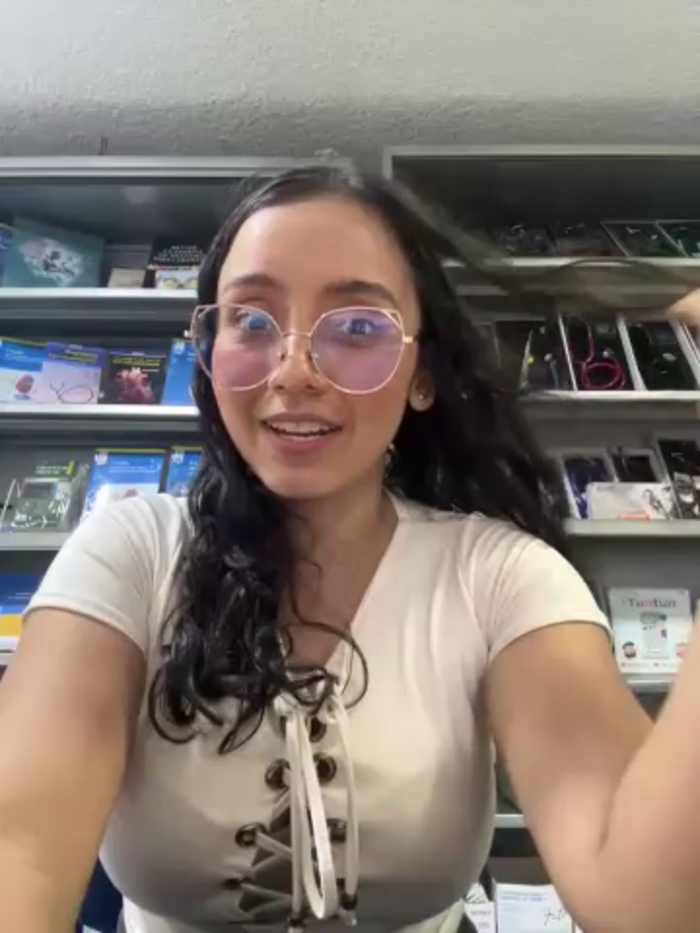 Kay_LustyWife
