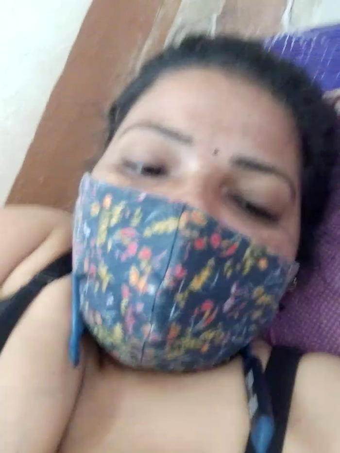 Lathika_tamil