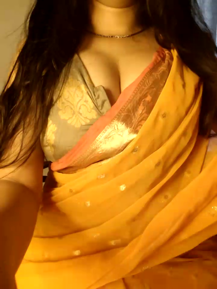 MumbaiMaskGirl