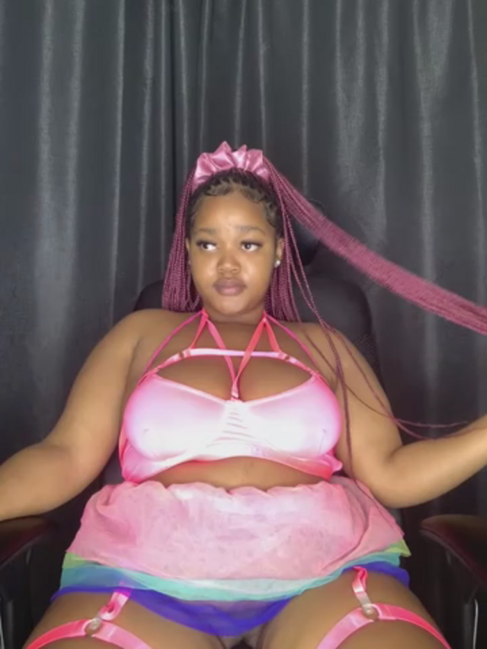 Nikki_Hearts