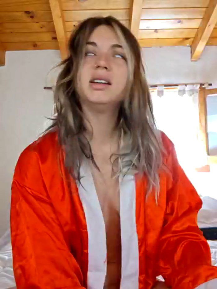 Elnonoykeila77