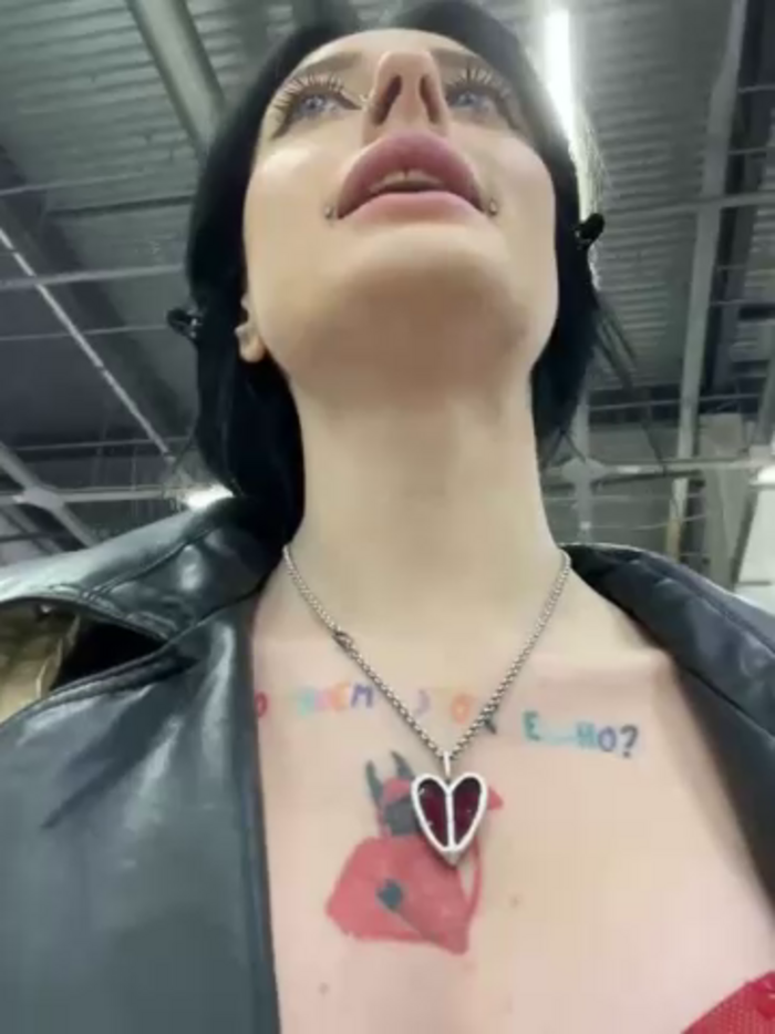 Melissa_crazy