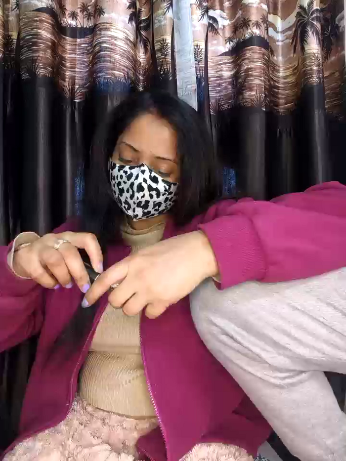 bigtitsqueen