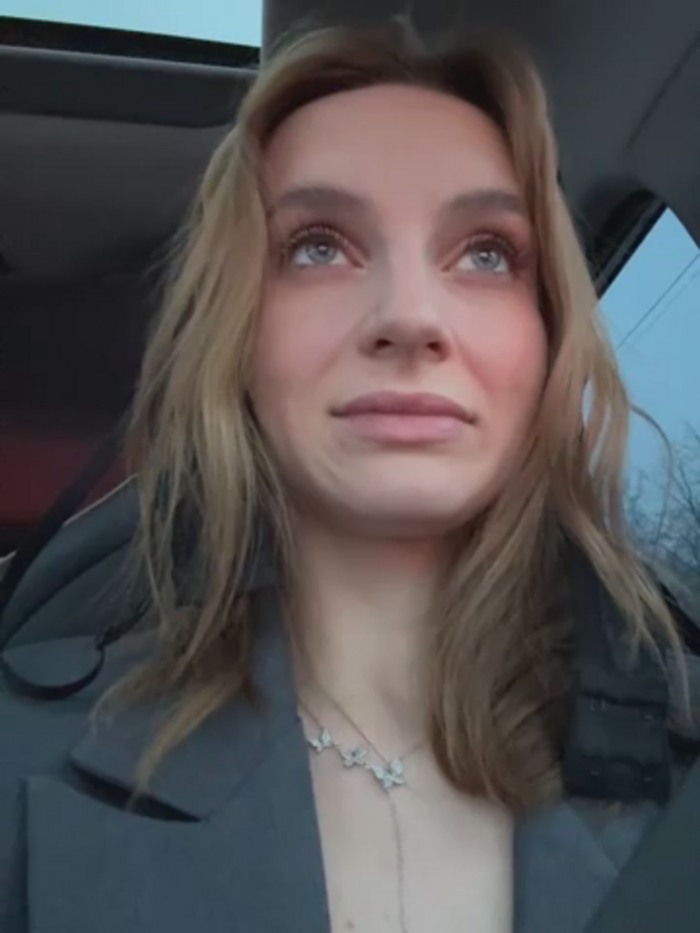 -AngelAri-