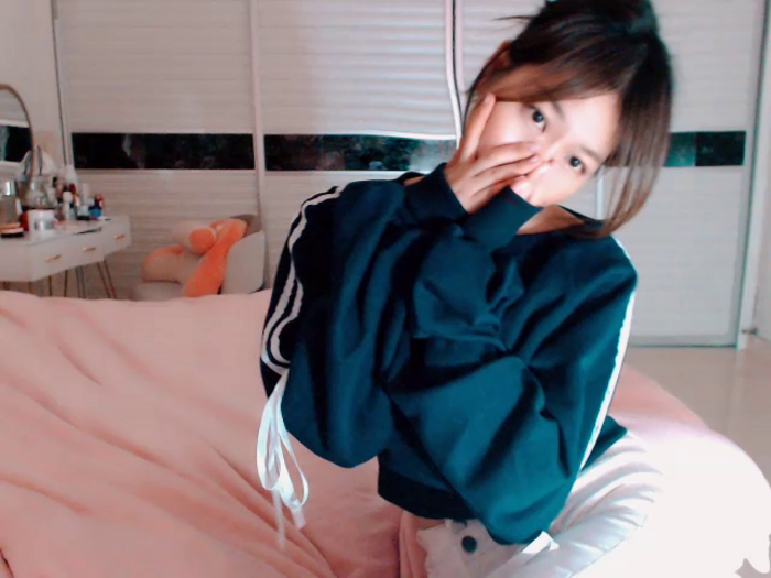 -Lucky_Girl