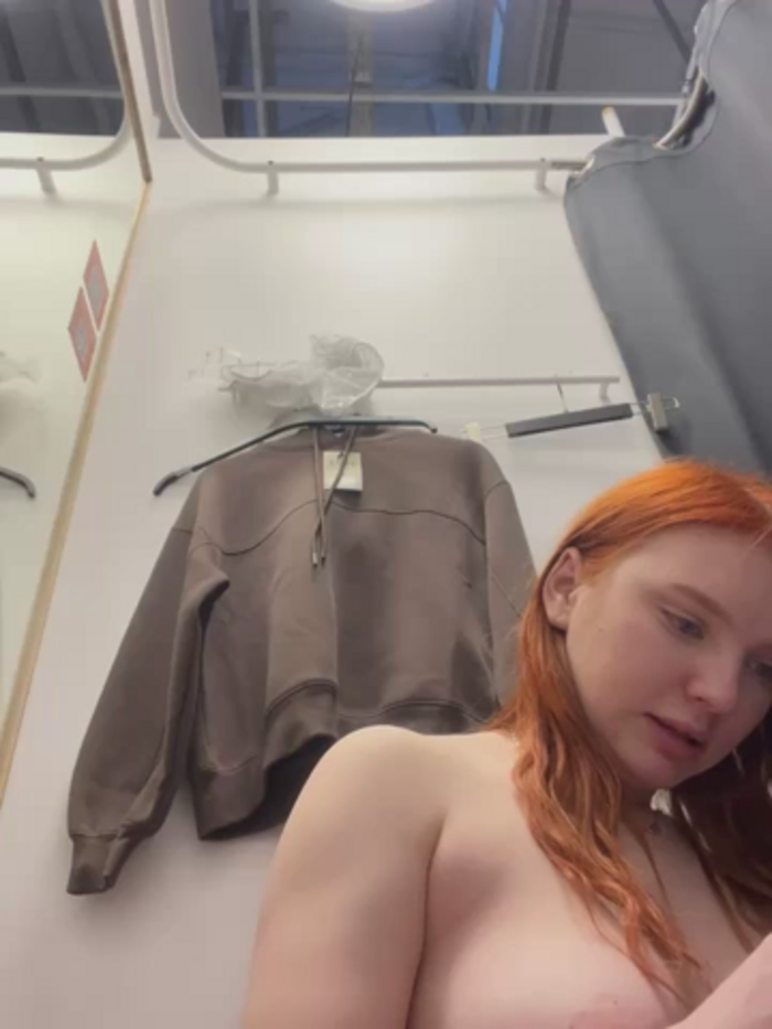 AmmyHot