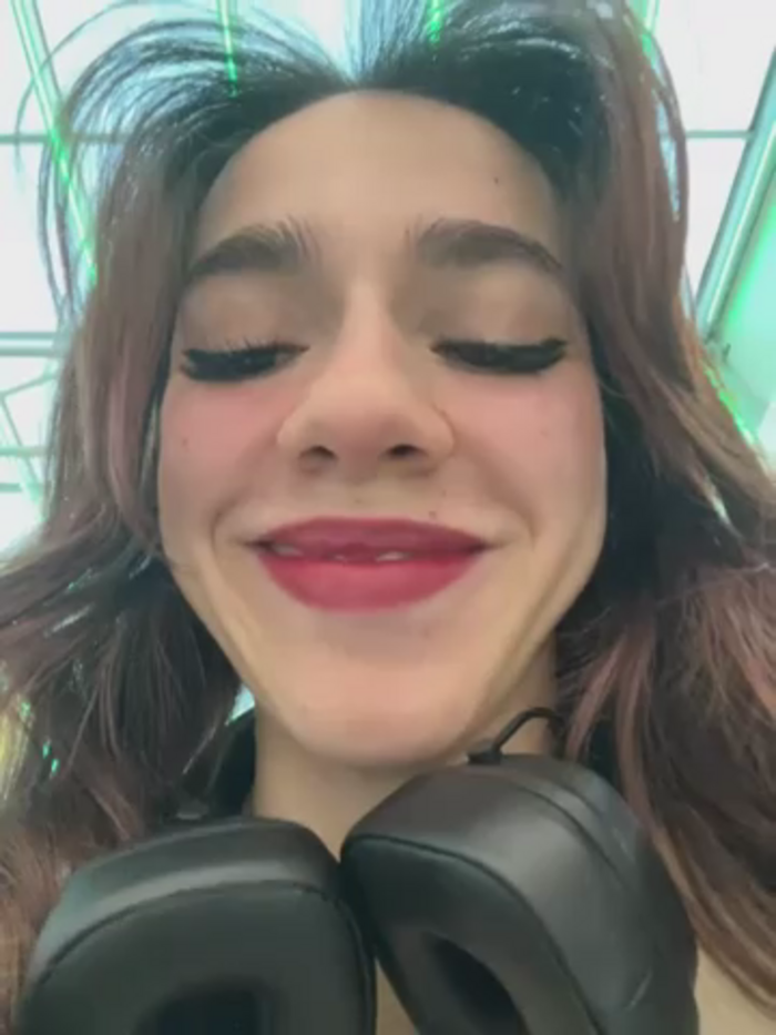 Lily__Belle