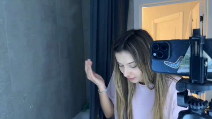 elisa_moon