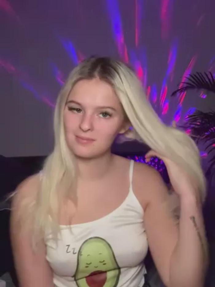 Allylove03