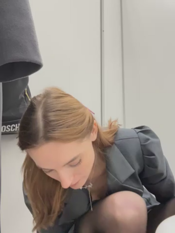 -AngelAri-