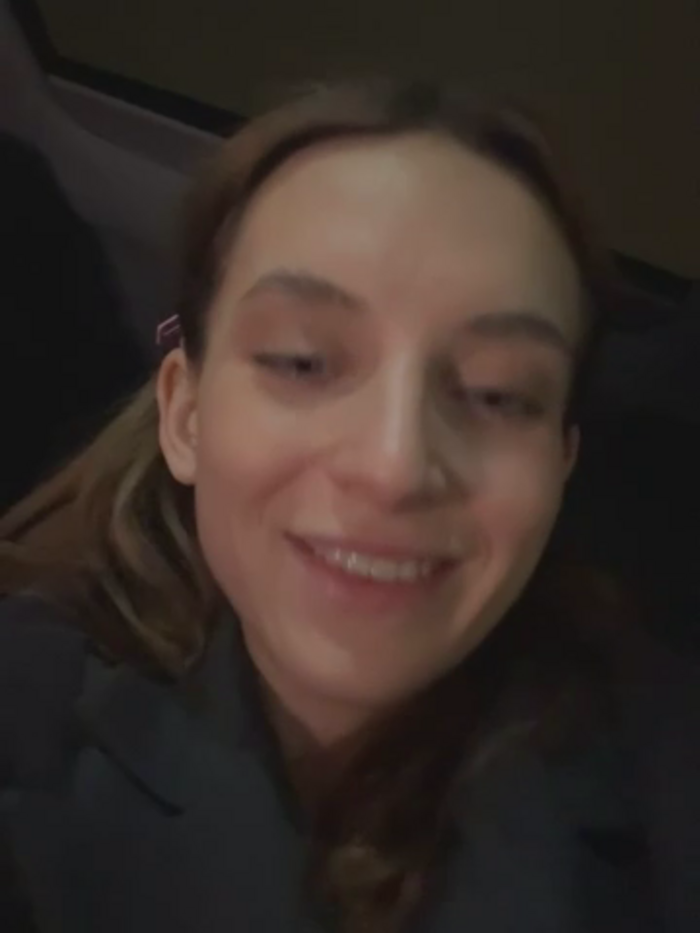 -AngelAri-