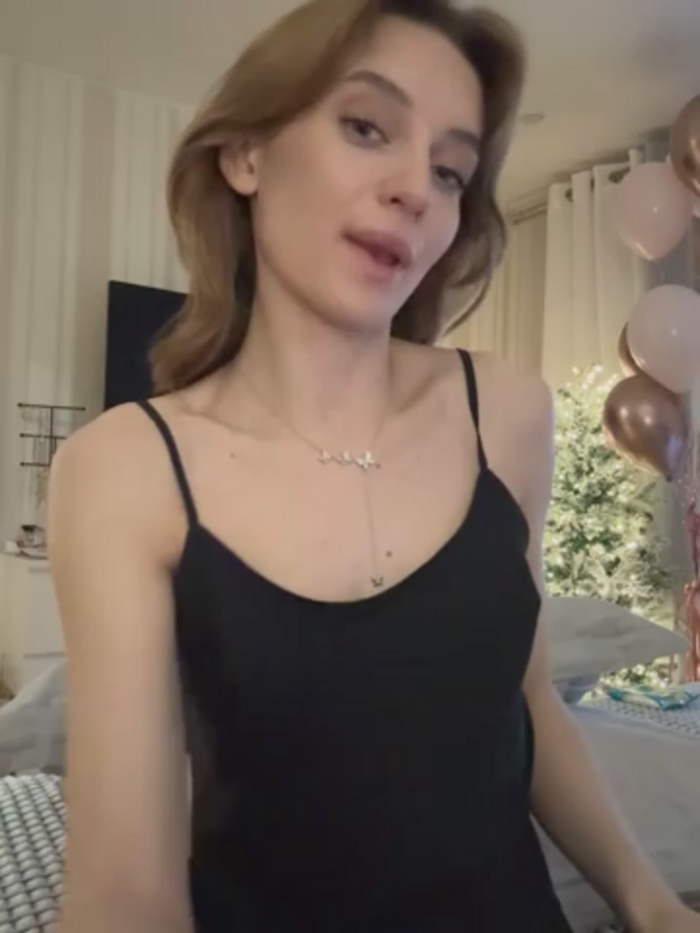 -AngelAri-