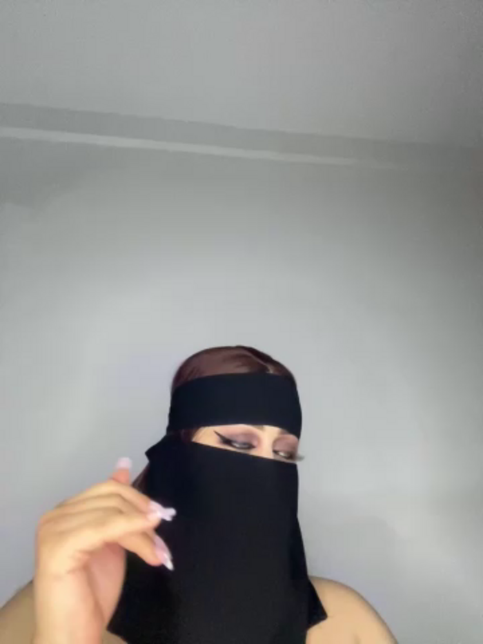 QueenDina777