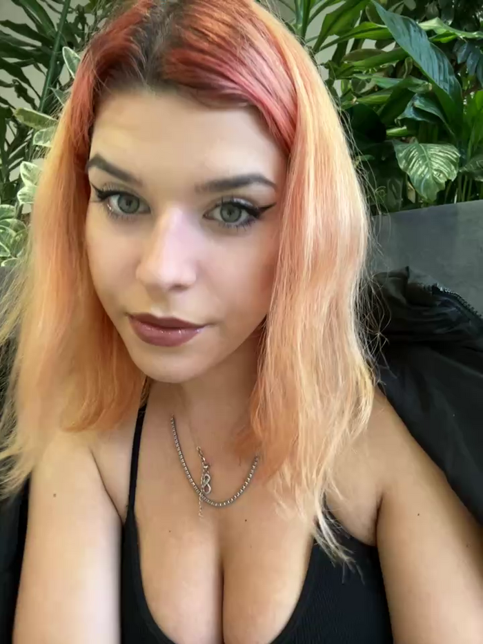 RiriRoseey
