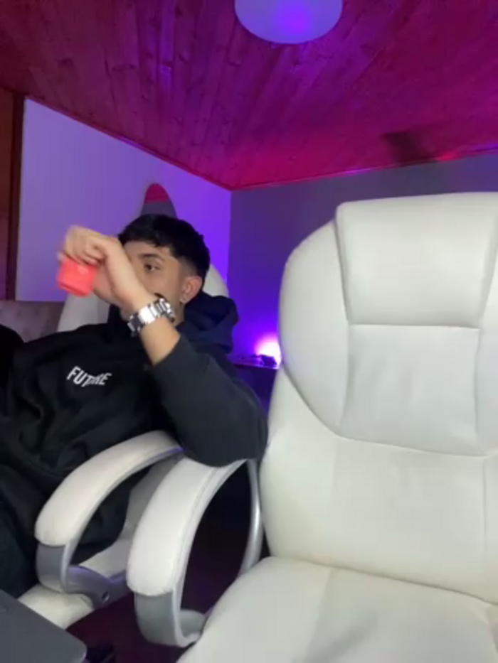 Alejandraa_pinkk_
